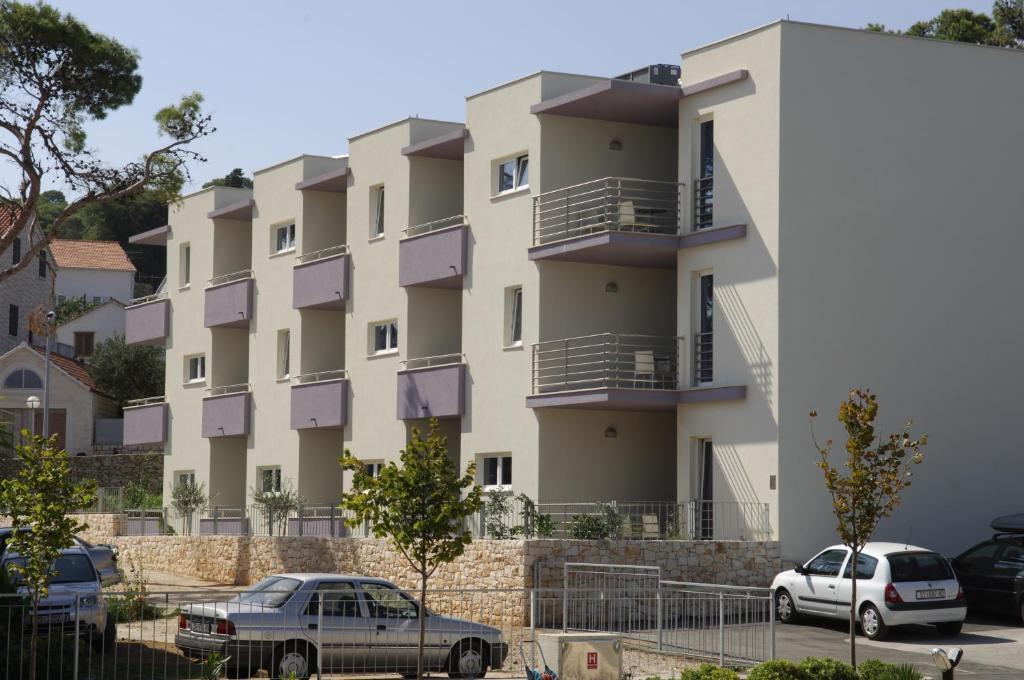 Apartments Marija Postira Exterior foto